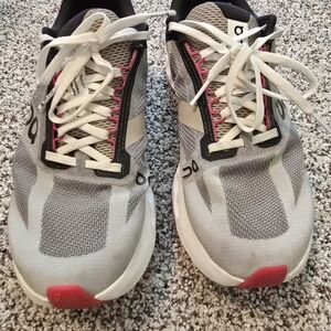 On Running Athletic Shoes Gray and Pink